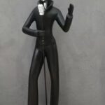 ΔΙΑΣΚΟΣΜΗΤΙΚΗ ΦΙΓΟΥΡΑ ΤΡΑΓΟΥΔΙΣΤΗΣ χρ.ΜΑΥΡΟ ΑΣΗΜΙ κωδ.0770-437437GY