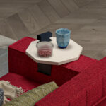 Βοηθητικό τραπεζάκι Linea pakoworld σε απόχρωση κρέμα με μαύρα μεταλλικά πόδια Φ34x10εκ